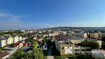 Trzypokojowe mieszkanie z panoramą miasta